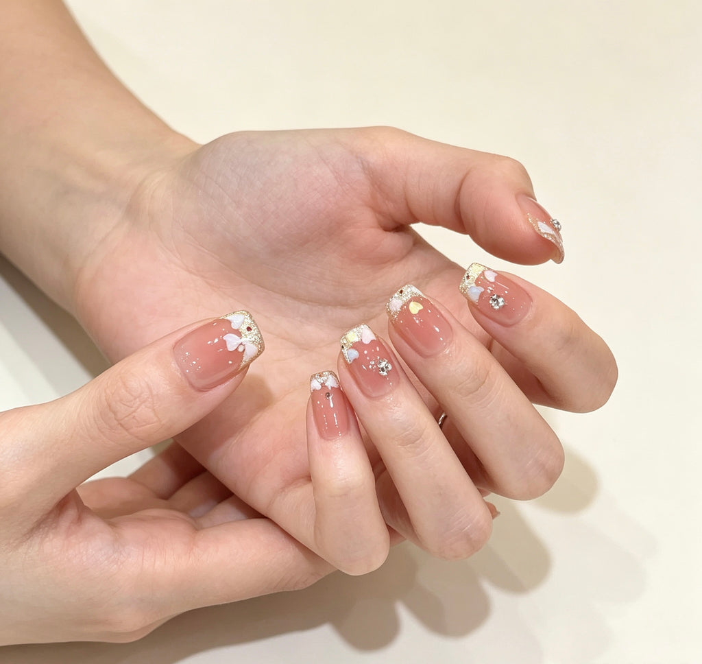 0.62 inch square nude pink cat eye heart-shaped handmade decal wearing nail art