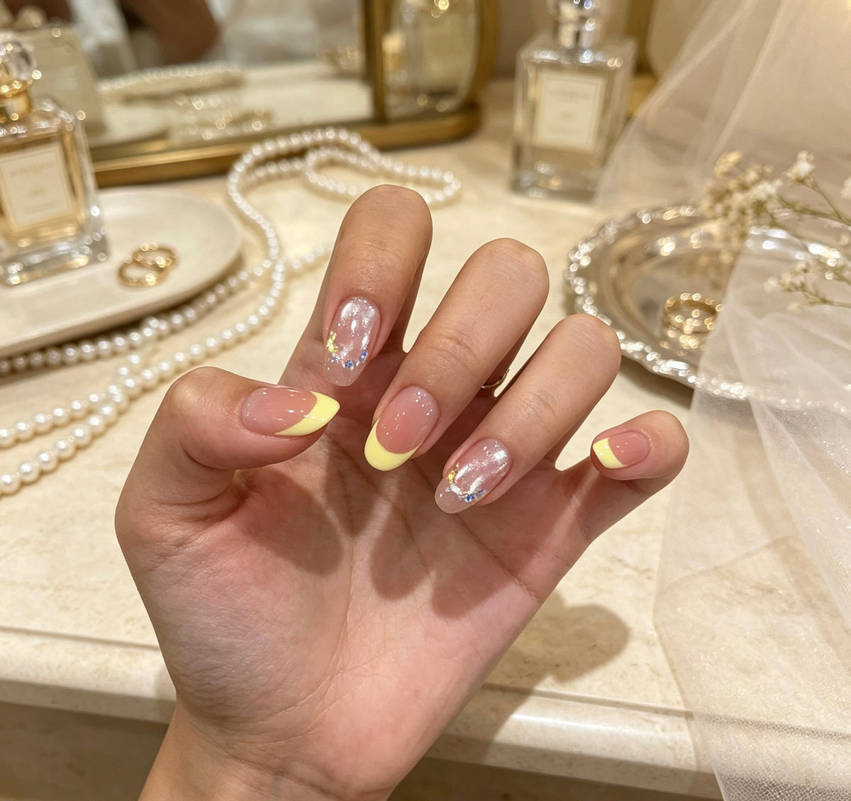 0.7 inch oval French glossy mango diamond art patch nail art
