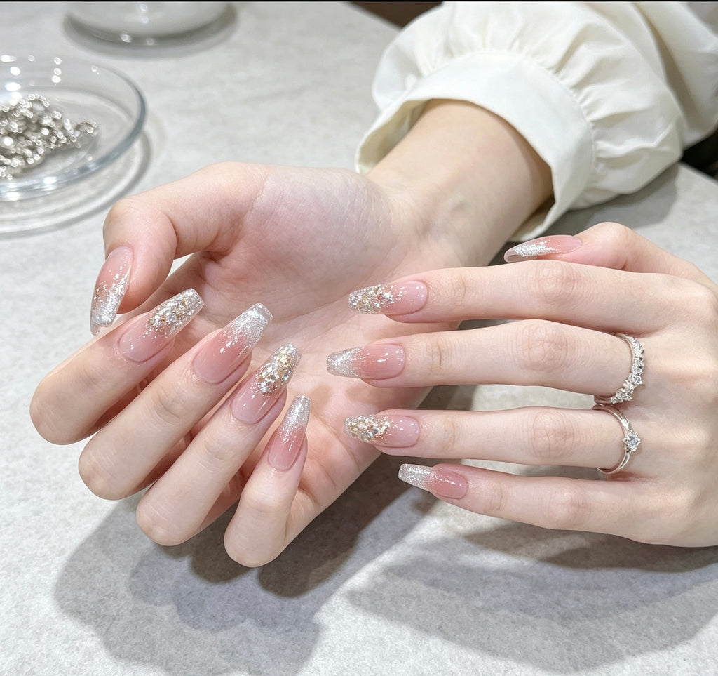 0.94-inch trapezoidal pink gradient French silver red pointed wearing nail art