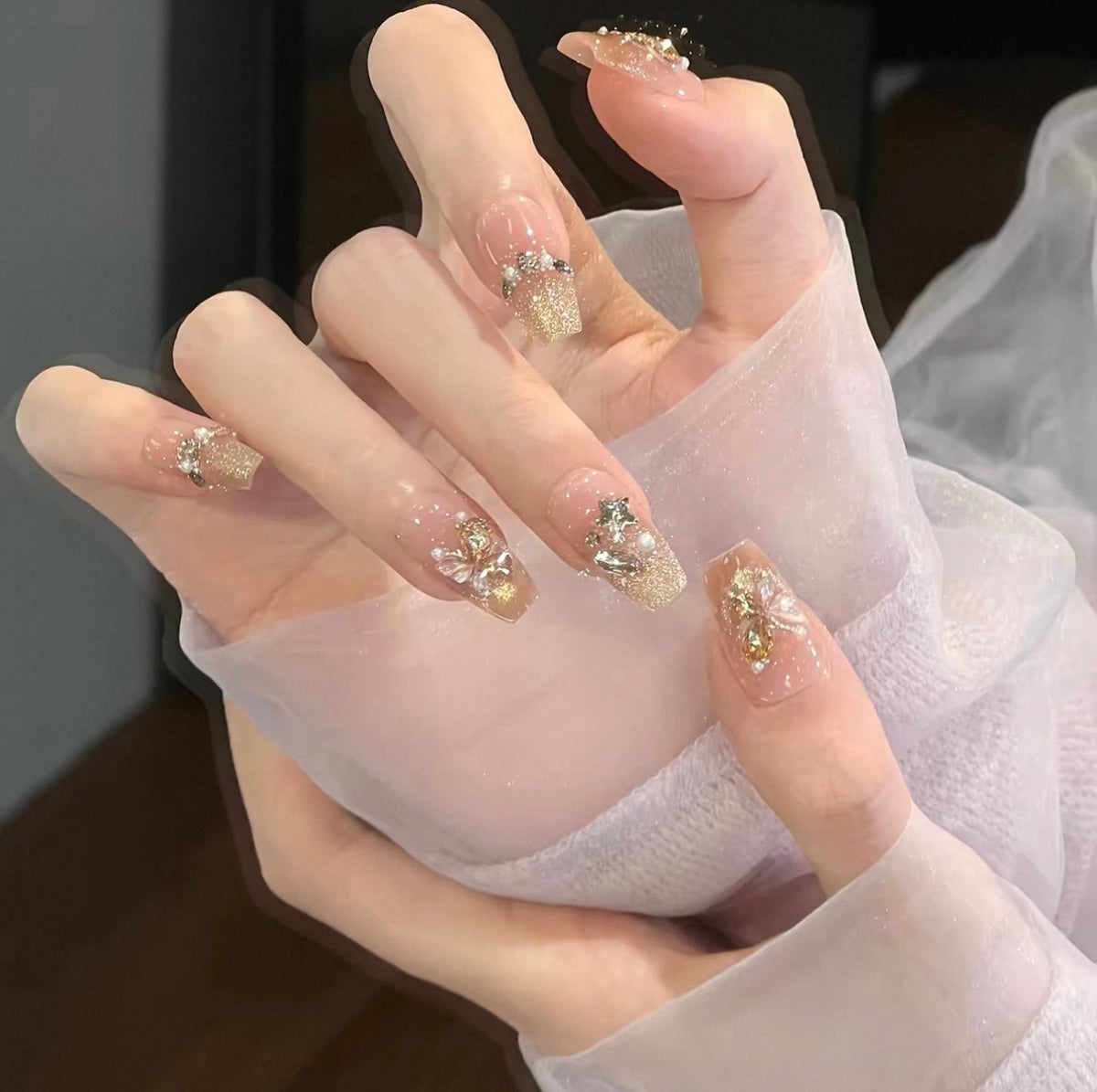 0.94-inch trapezoidal nude gold glitter pink diamond wearing nail art