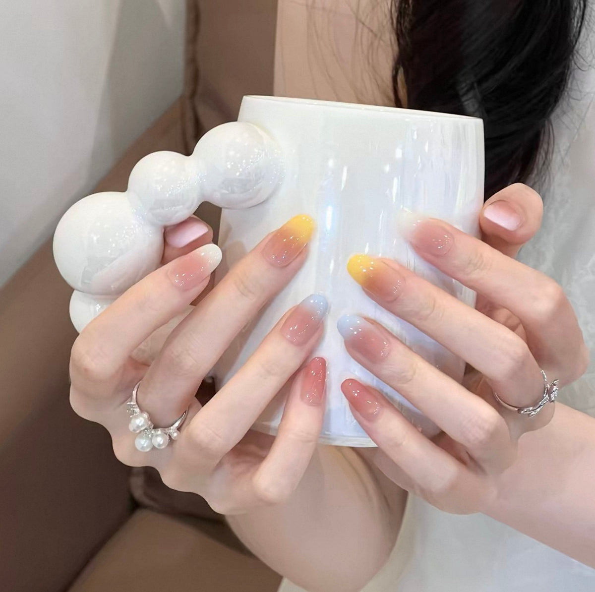 0.7 inch oval colorful dopamine gradient cat eye wearing nail art