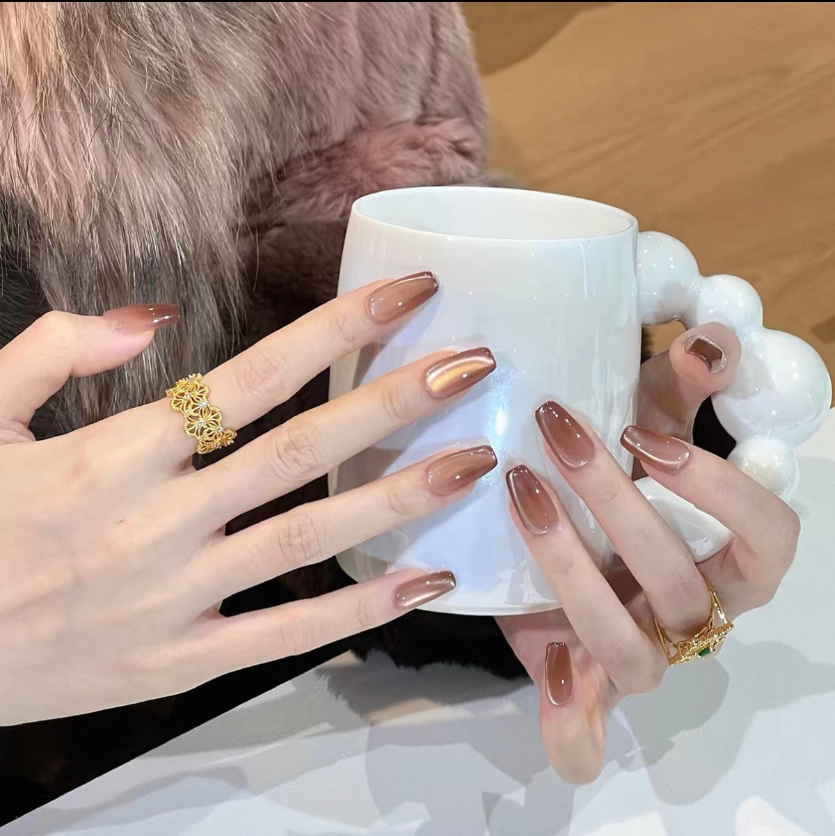 0.78-inch trapezoidal light brown cat eye wearing nail art