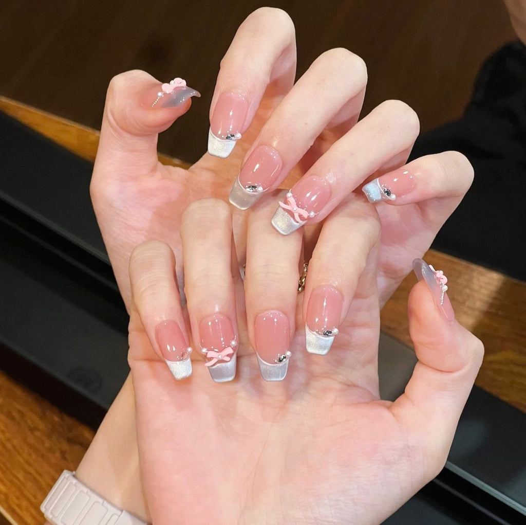 0.78-inch trapezoidal pink mirror silver pointed bow decoration for wearing nail art